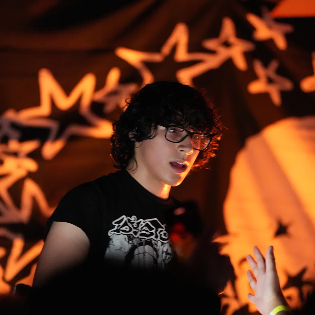 1729309869057-artboard-8png